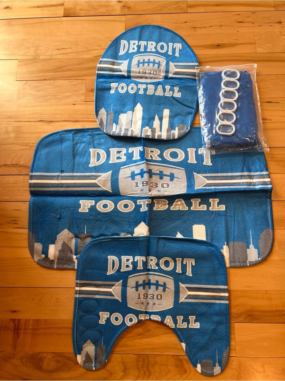 Detroit Football 4 - Piece Blue Bathroom Set